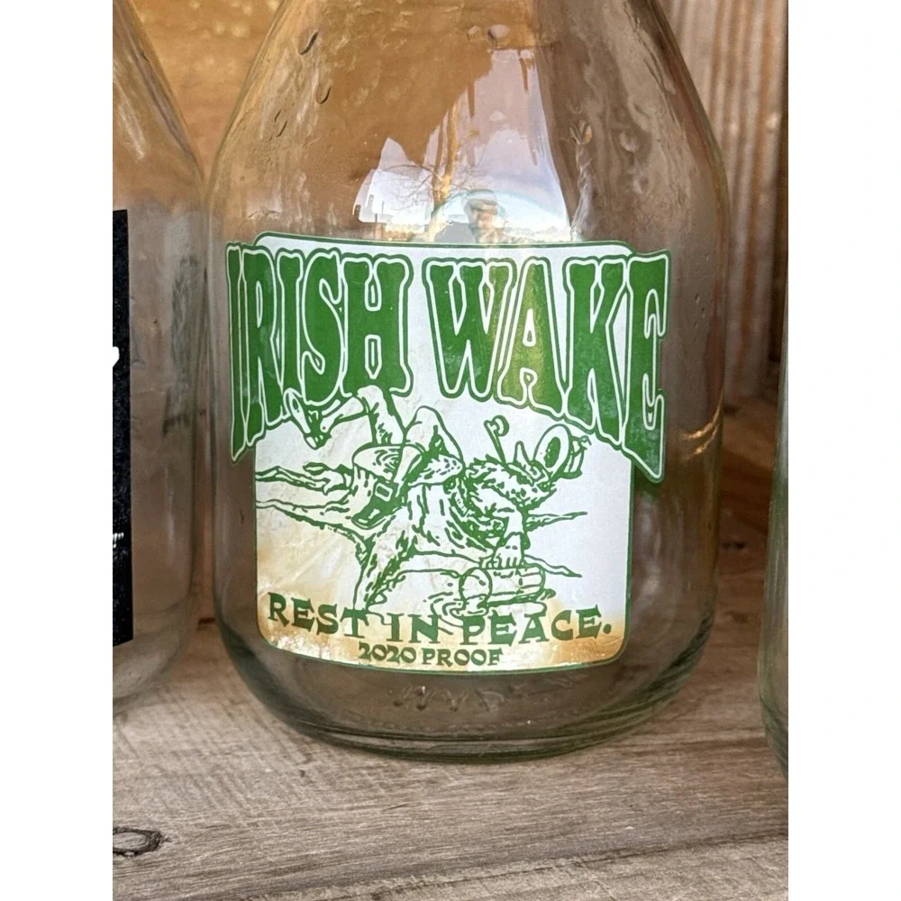 McGuire's Irish Pub Beer Glass ‎ MASON JAR 